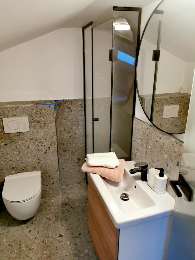 Rainbow Apartment, Koper Buitenkant foto